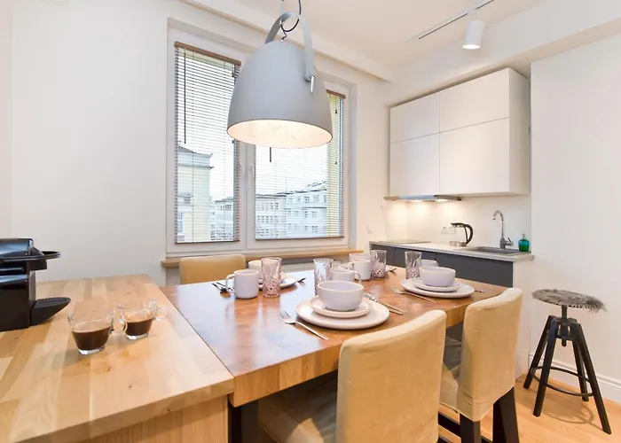 Swietojanska Apartment